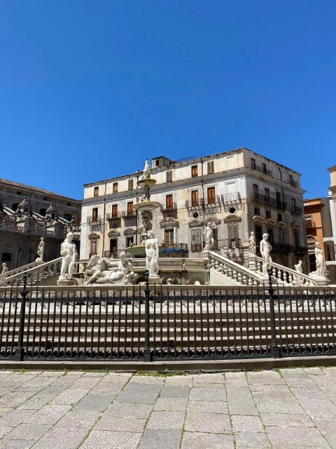 Palermo: Markets and Monuments City Center Walking Tour - Chiesa del Gesù and Praetorian Palace: baroque power and Norman-era layers