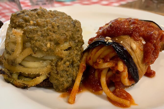 Palermo on a plate: Traditional Food & Wine tour (by Streaty) - What the guide brings (and why it shows up in the reviews)
