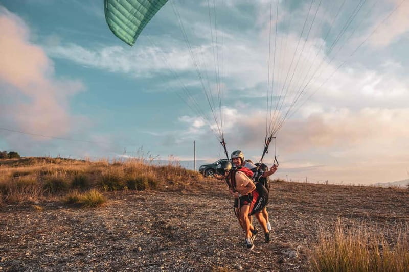 Palermo: paragliding flight with instructor foto and video - The flight itself: adrenaline with a safety-first rhythm