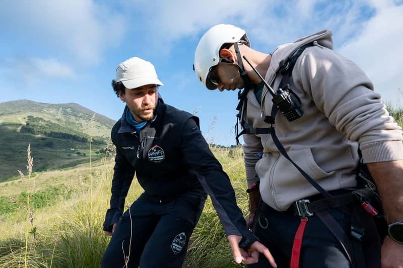 Palermo: paragliding flight with instructor foto and video - Price and value in Palermo: is $203.91 actually a good deal?