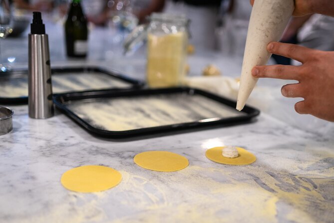 Palermo: Pasta & Gelato Cooking Class in Palermo - The meal part: wine pairing and a plate you can actually share