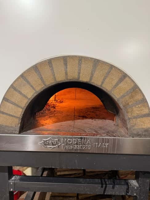 Palermo: Pizza & Tiramisu Class with Free Flowing Fine Wine - Finding Pizzeria I Viziosi and timing your 2.5 hours