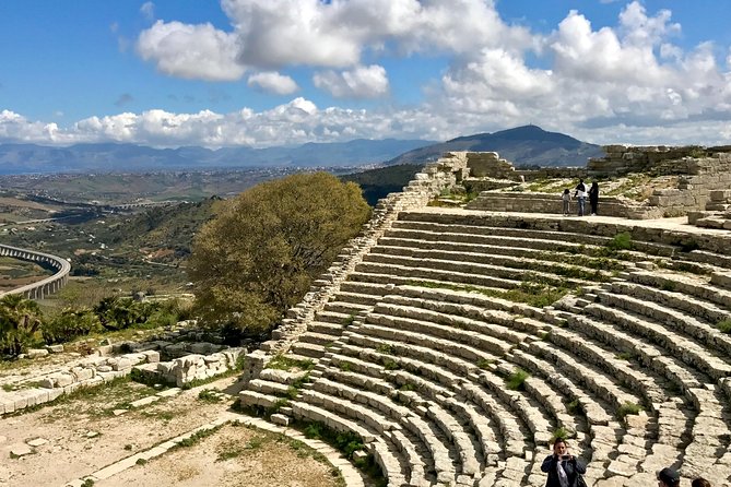 Palermo Private MINITOUR of WEST SICILY 4 Days with Guide Driver - Transportation, comfort, and what the base price really covers