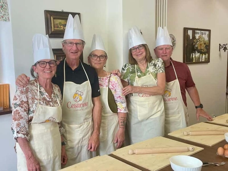 Palermo: Share Your Pasta Love in Local's Home - Your Homemade Meal: Wine, Sharing, and Sicilian Comfort