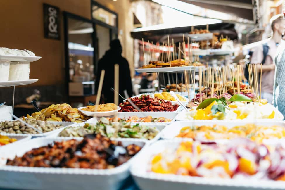 Palermo: Street Food and History Walking Tour - The walking rhythm: how the route stays fun, not frantic