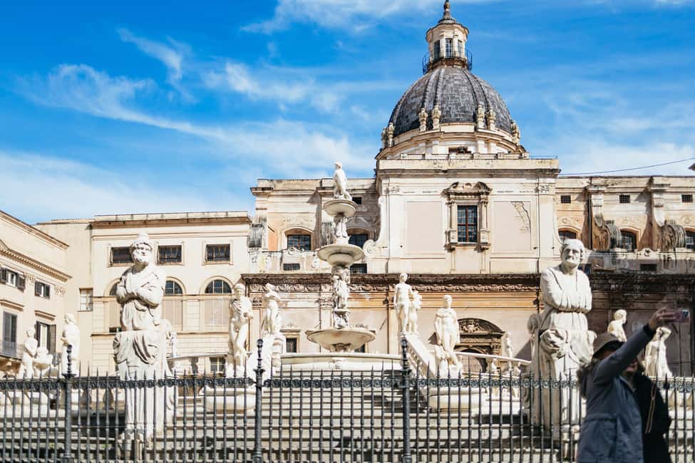 Palermo: Street Food and History Walking Tour - Starting point and how the meeting works in real life