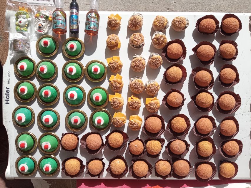 Palermo: Street Food Tour in Ballarò and Vucciria Markets - Starting at Palermo Cathedral: how the walk sets the tone