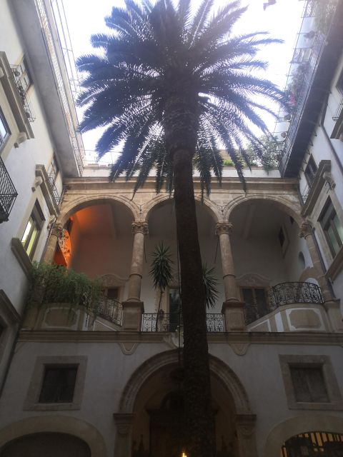 Palermo: Street Food Walking Tour at Sunset - Quattro Canti and Fontana della Pretoria: More Than Pretty Stops