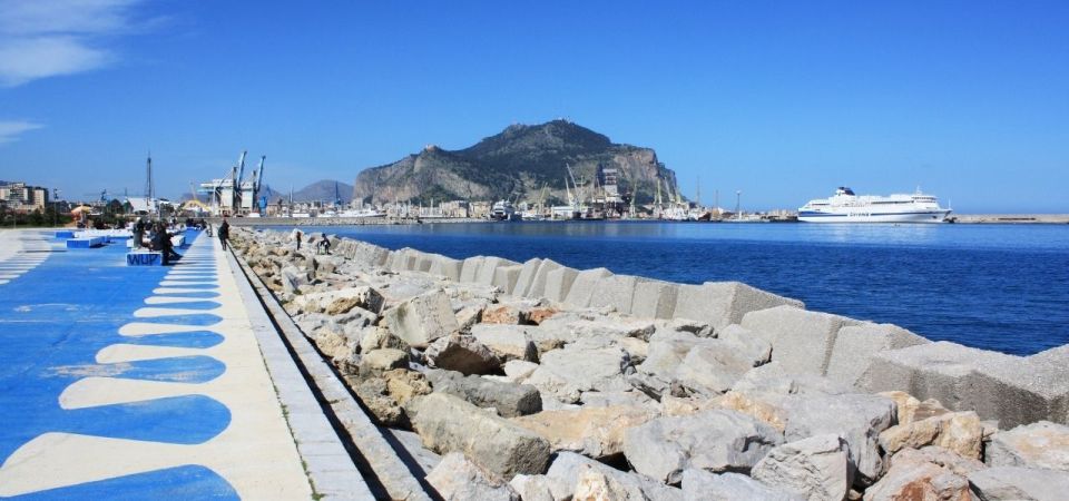 Palermo to Siracusa: stop al Valley of Temples & Roman Villa - Palermo to Siracusa in one day: why this route works