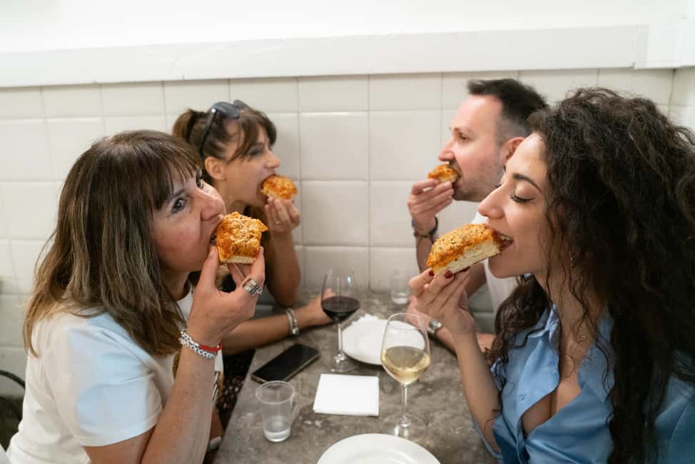 Palermo: Traditional Full Meal Food Tour with a Local - Fontana Pretoria dessert break: cannoli, granita, and cassata