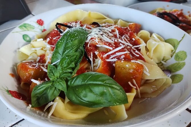 Pasta Class Cook Traditional -Sciacca-Wine included-Shuttle extra - Why the class size changes everything (max 4 travelers)