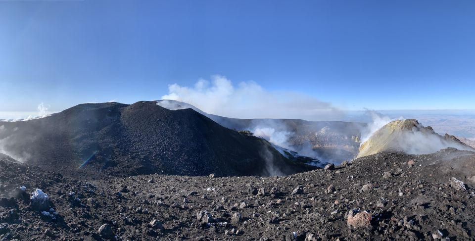 Piano Provenzana: Mount Etna Hiking Trip to 3,300 Meters - Descending at 2,825 Meters: Scoria Channels and the Quiet Work of Going Down