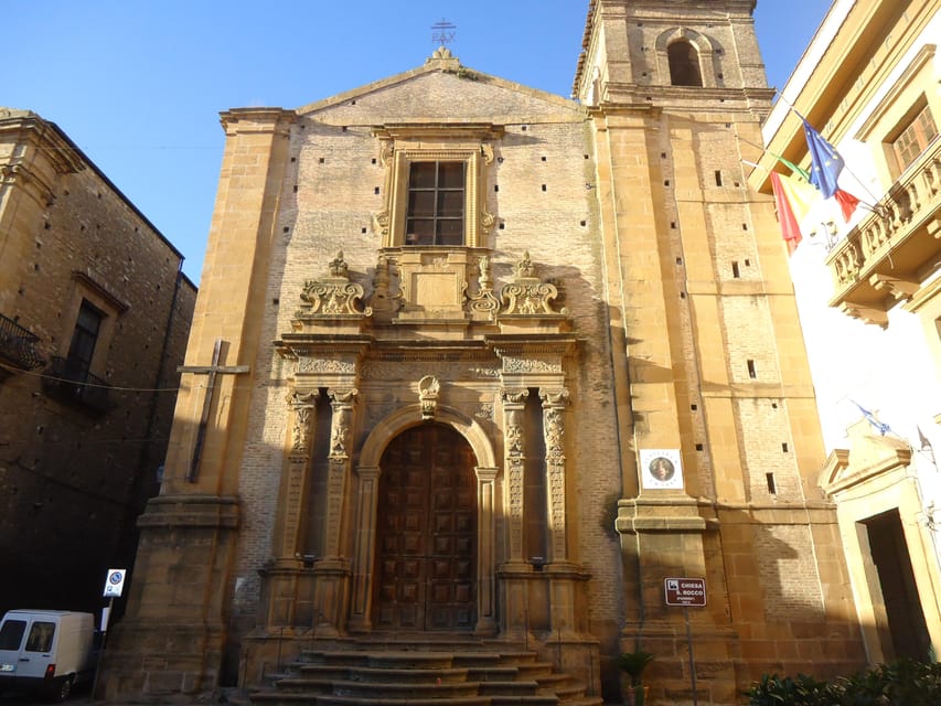 Piazza Armerina & Caltagirone Guided Tour - Who should book this Piazza Armerina and Caltagirone tour