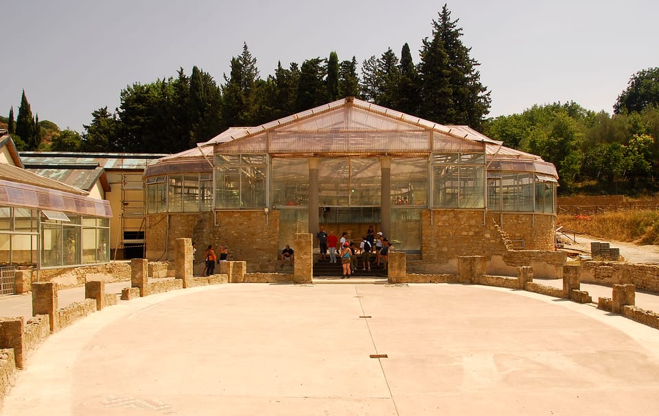 Piazza Armerina: Private Villa Romana del Casale Guided Tour - Why Villa Romana del Casale is special in the first place