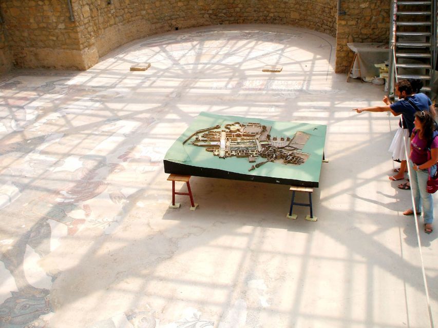 Piazza Armerina: Roman Villa del Casale Mosaics Tour - The Great Hunt and Bikini Athletes: The scenes that anchor your visit