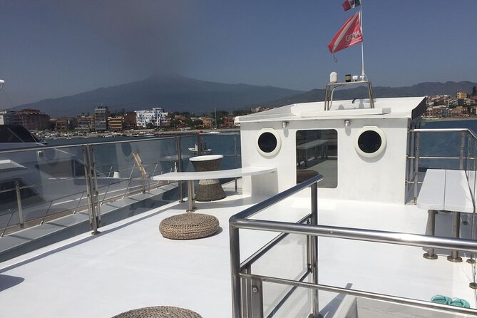Private boat in Taormina and Isola Bella - Who this private boat day is best for