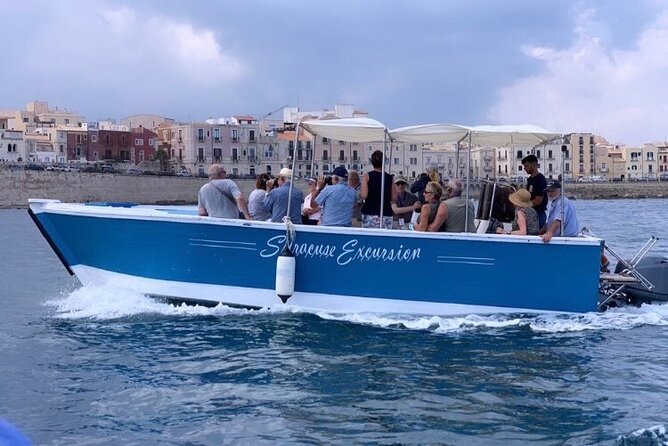 Private boat tour 1h Ortigia and caves with tales - Who should book this private Ortigia and caves tour?