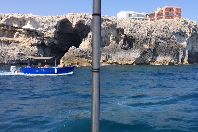 Private boat tour 1h Ortigia and caves with tales - Island of Ortigia from the water: what makes it special