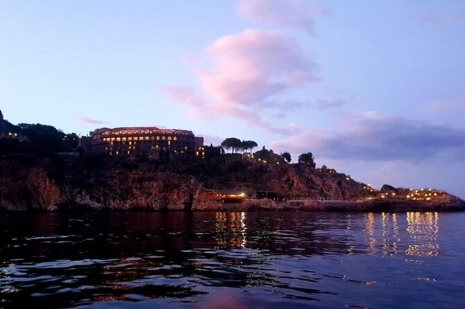 Private boat tour Giardini Naxos Taormina with platter and wine - Castelmola from offshore: when the inland towns feel close