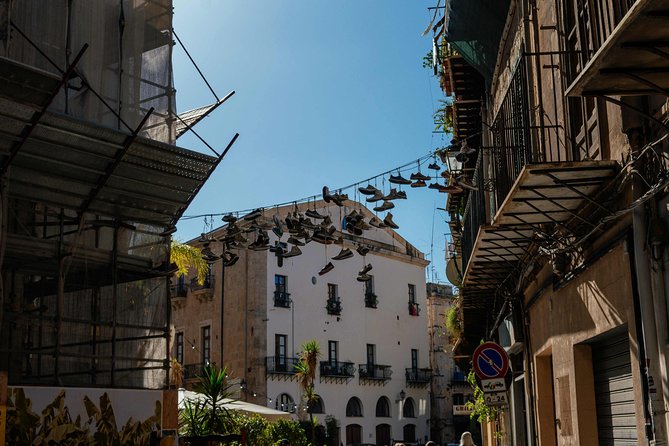 Private City Kickstart Tour: Palermo - Porta Nuova: City Entrance Energy and a Sea-Facing View