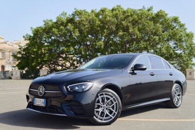 Private One Way Transfer from Catania to Syracuse - Where you’ll start: airport pickup or your Catania hotel