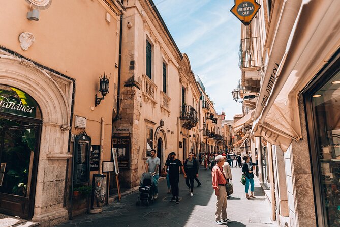 Private Taormina White Lotus luxury experience - Ancient Theatre of Taormina: the included ticket and the 30-minute payoff