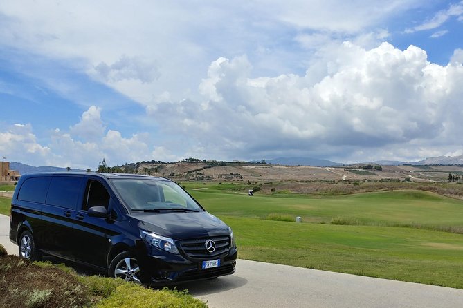 Private TAXI from CATANIA (wherever) to TAORMINA (or viceversa) - Pickup Done Right: Meeting Your Driver After Luggage