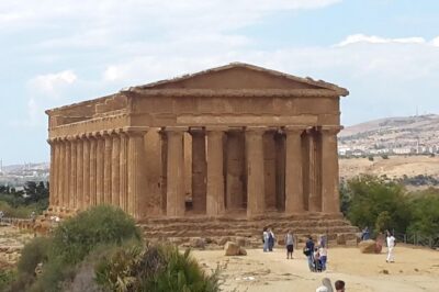 Private tour from Palermo to Agrigento and Piazza Armerina - Valle dei Templi: Doric giants that still look sharp