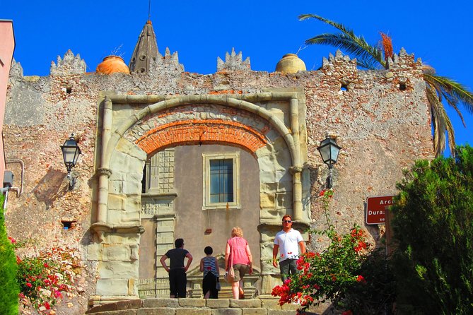 Private Tour "The Godfather" from Taormina visit of Savoca and Forza D'Agrò - Why the Private Van and Hotel Pickup Matter (More Than You Think)