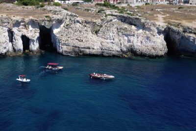 Private tour with fish products and Full Drinks - Plemmirio Nature Reserve swim stop in the Gulf of Pillirina
