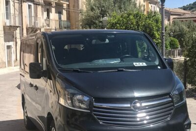 Private transfer Catania Airport (CTA) – Syracuse/Ortigia - Private Catania Airport to Ortigia Transfer: What You’re Really Paying For
