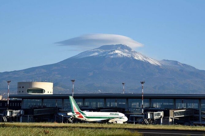 Private Transfer from Catania Airport to Siracusa or Taormina - Private, air-conditioned pickup that starts Sicily on easy mode
