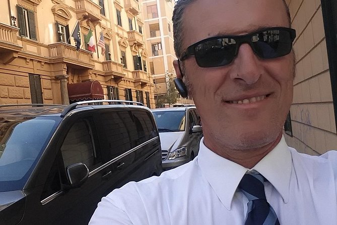 Private Transfer from/to Capo d'Orlando - Driver communication and the extra Sicily touch: Antonino-style tips