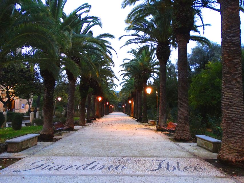 Ragusa Ibla: Walking Tour with Local Guide - Why Ragusa Ibla’s backstreets work so well on a guided walk