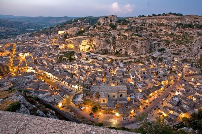 Ragusa, Modica & Scicli Tour - Transportation and timing: how 8 hours can feel (and why punctual pickup matters)