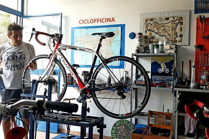Rent road bike - Weather, Timing, and How to Avoid a Bad Day