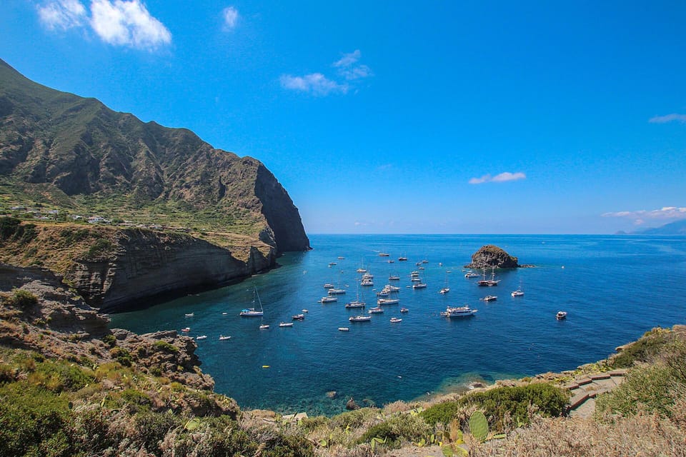 Salina Panarea Stromboli by night - Salina stop (about 2.5 hours): Il Postino energy and sea time