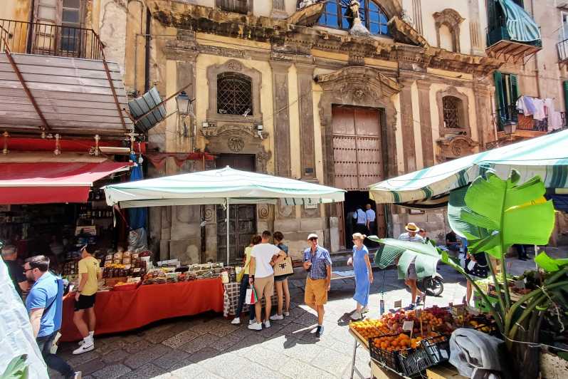Scopri il Cuore di Palermo: arte, monumenti e mercati - Starting point: Via Cavour and the Sant’Ignazio lead-in