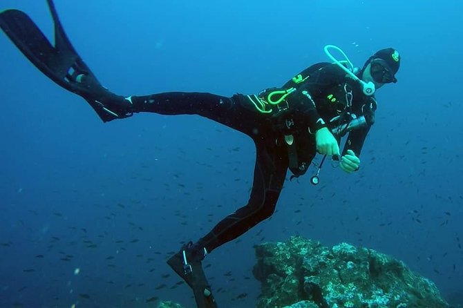 Scuba Experience - Gear setup: everything you wear and carry is handled for you