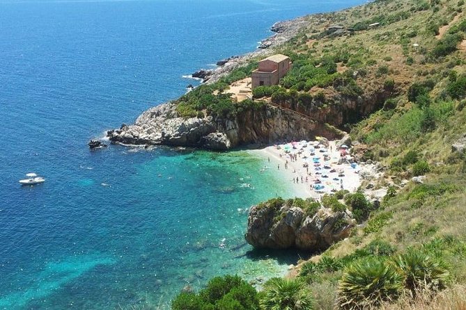 Shuttle Bus Riserva dello Zingaro - San Vito lo Capo to Zingaro: the point is less stress