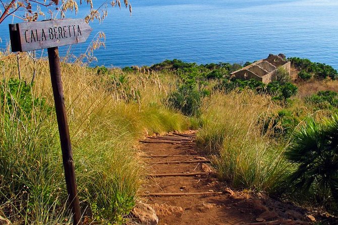 Shuttle Bus Riserva dello Zingaro - The 20-minute ride that buys you real reserve time