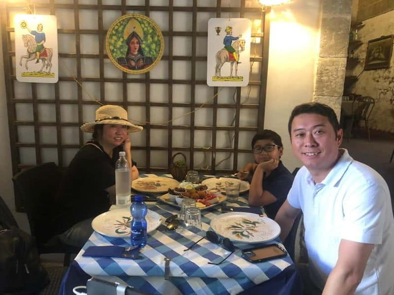Sicilian food and wine tour in Siracusa - A 2.5-hour Siracusa food walk that stays practical
