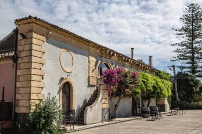 Sicilian Soul: Winery Tour, Wine & Food Tasting in Catania - Inside the Ancient Palmento: How the Setting Changes the Tasting