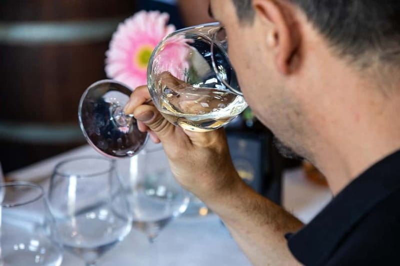 Sicilian Soul: Winery Tour, Wine & Food Tasting in Catania - The Farm Table Bites: What You’ll Actually Eat