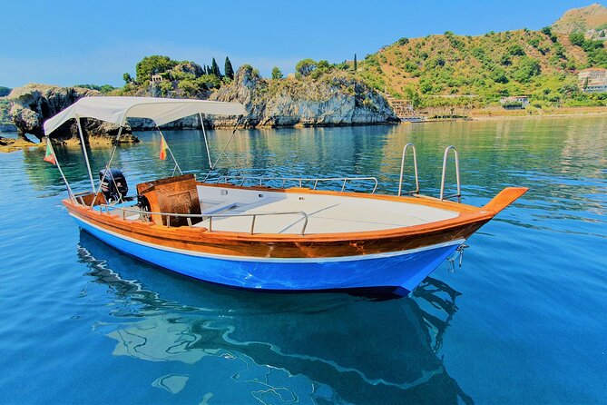 Sicilian wine tasting on the boat in Taormina - Who this Taormina wine boat tour is best for