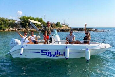 Sicily Boats Avola : Boat Tour in Capopassero 4 people 4 hours - Where You Start: Avola’s Nautical Club and a Mobile Ticket