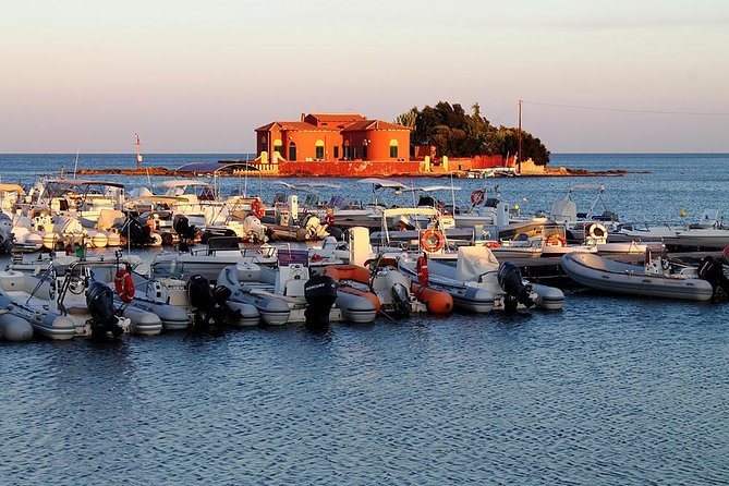 Sicily Boats Avola : Boat Tour in Capopassero 4 people 4 hours - Marzamemi by Sea and Foot: Borgo Marinaro and a Taste Break