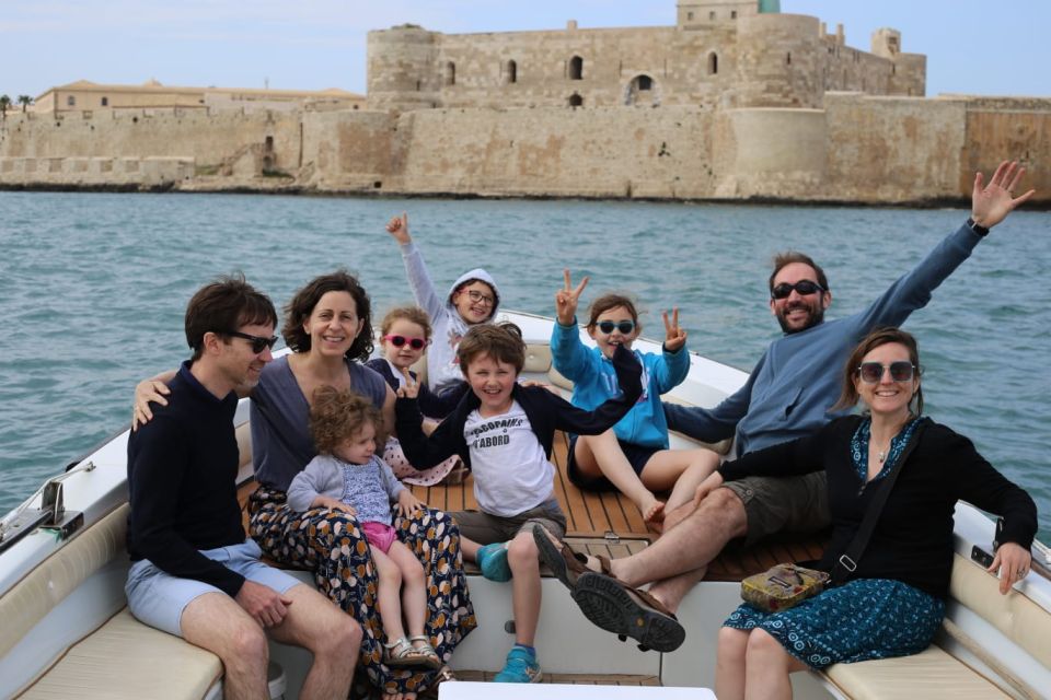 siracusa boat tour with visit to sea caves and ortigiaisland - One Hour to See Ortigia’s Sea Caves (Without Losing a Day)