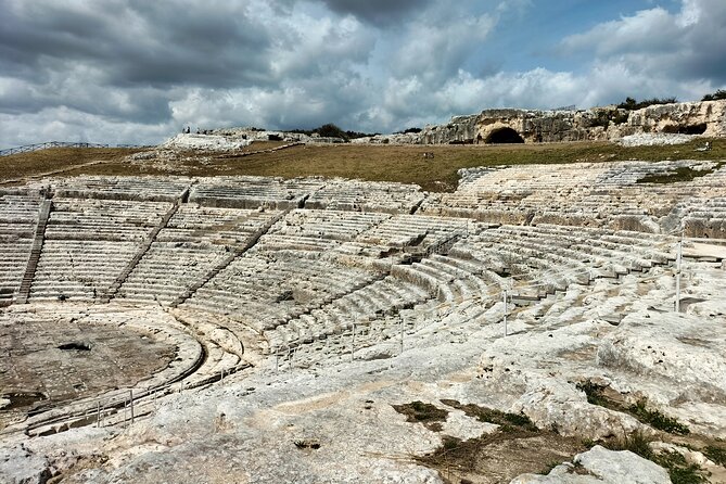 Siracusa & Noto: small group tour from Taormina - Driver-as-guide: the small-group advantage (and what to expect)