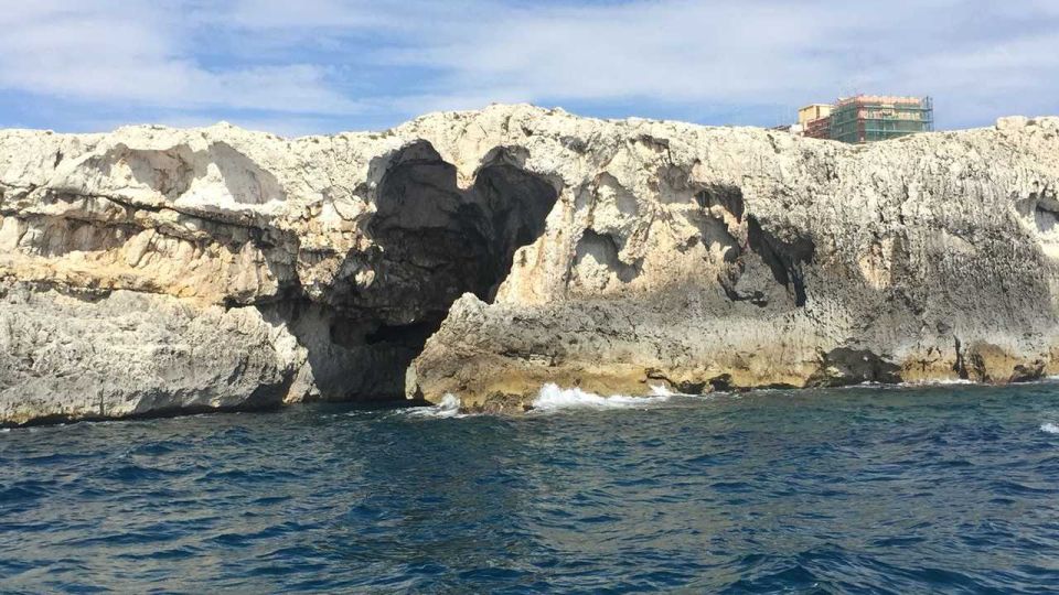 Siracusa: Ortygia Island Boat Tour with Grotto Visit - Key things to know before you go